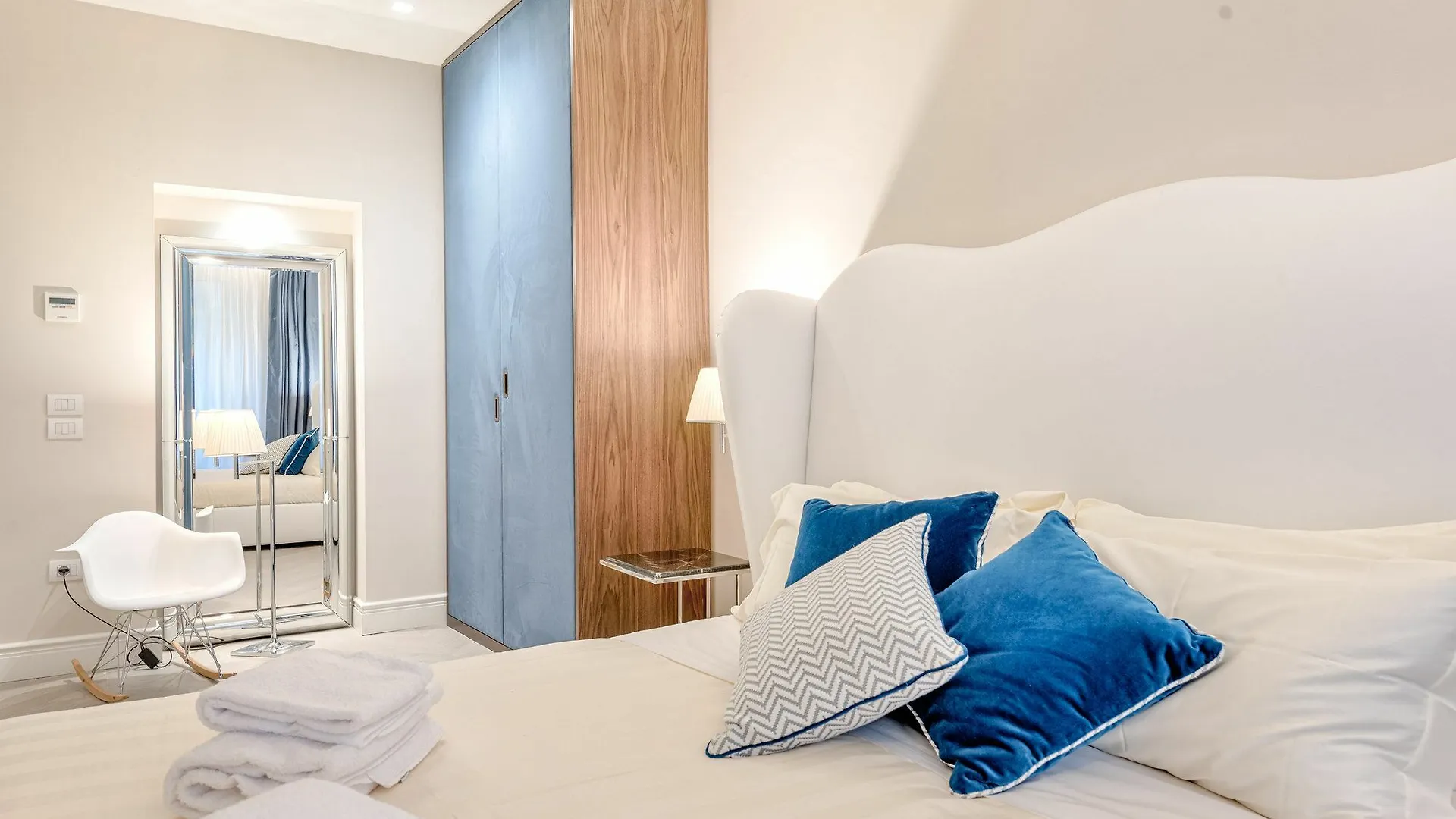Luxury Blue River By Mmega Florence Italy